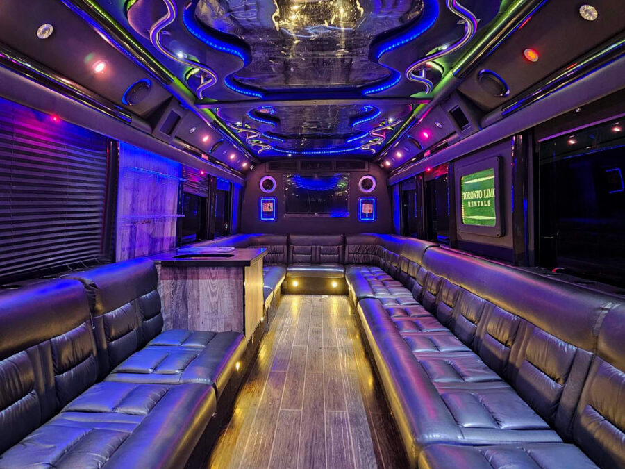 Toronto Limo Service for Corporate Events, Meetings and Business Travel