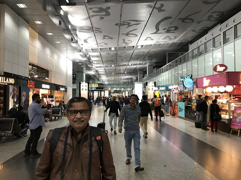 Kolkata Dubai flights: Best Emirates A350 Experience